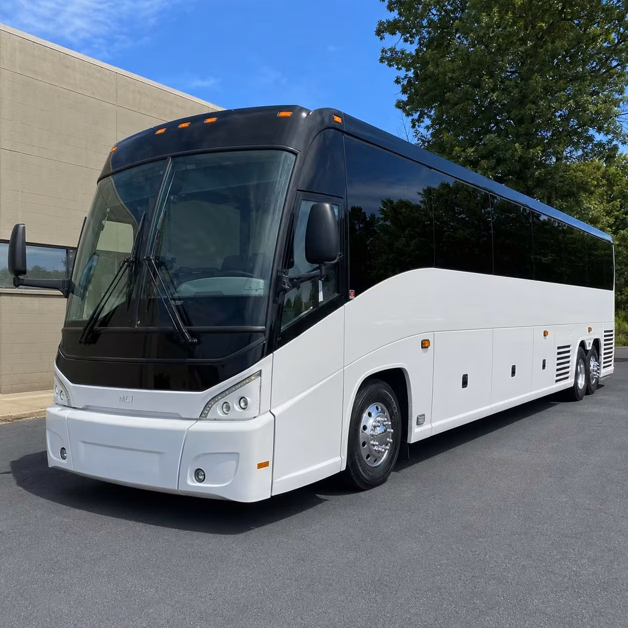 busrentaltampa com is ready for multi day tampa bus trips across florida and beyond
