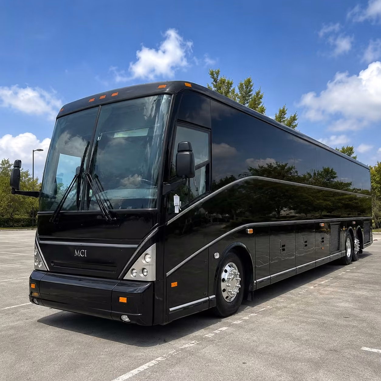 corporate event shuttle bus rentals and employee transportation in tampa