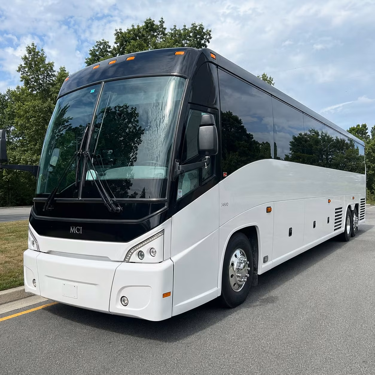 use busrentaltampa com to book tampa s best long distance wedding and event shuttle buses